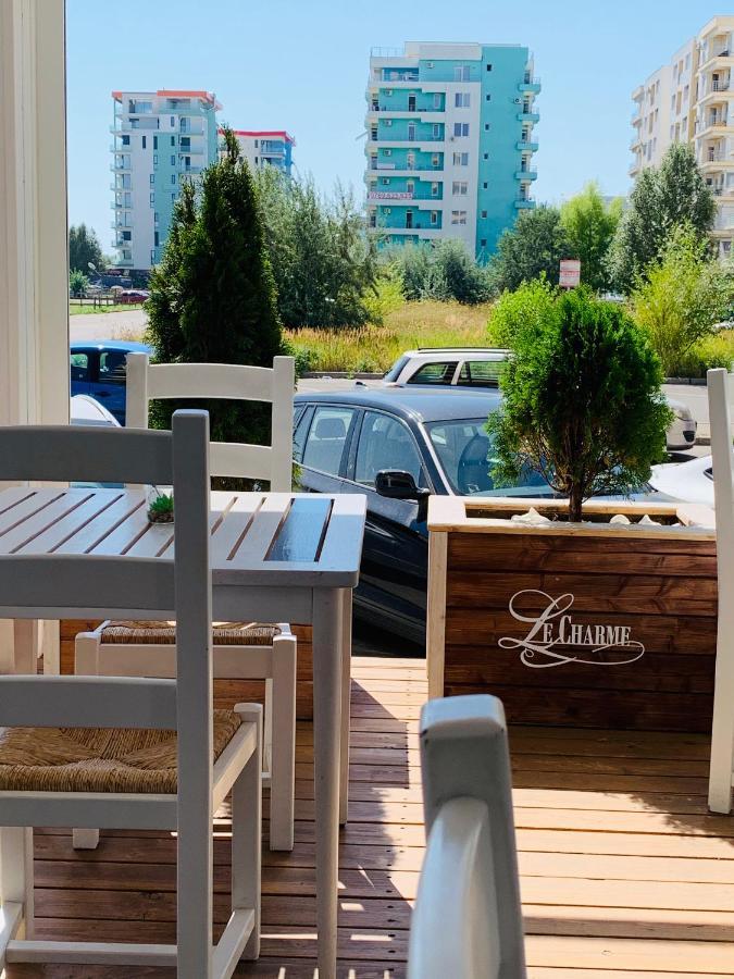 Ank Summerland Mamaia